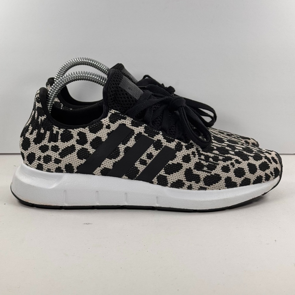 Adidas Swift Run Women 7 Leopard Print Black White Sneakers BD7962